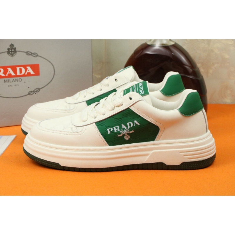 Pra*a casual shoes
